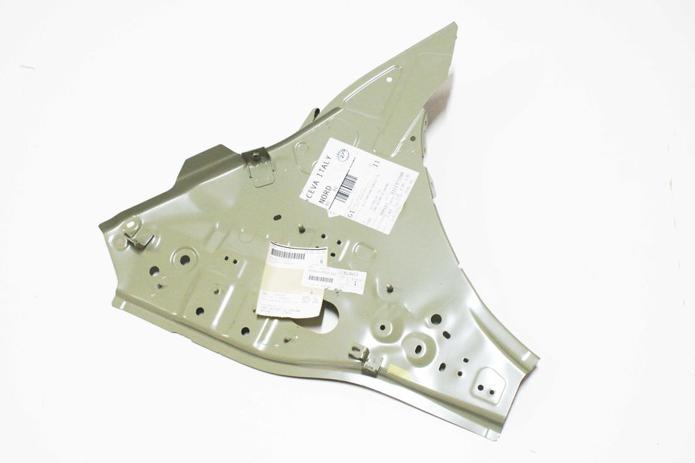 Fartuch wewnętrzny błotnika przód lewy OE Suzuki IGNIS III 3 2017-