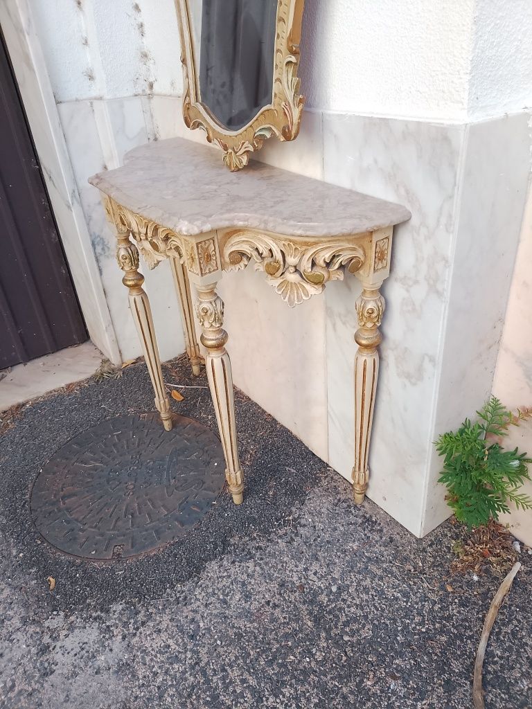 Mesa com espelho para Hall de entrada.