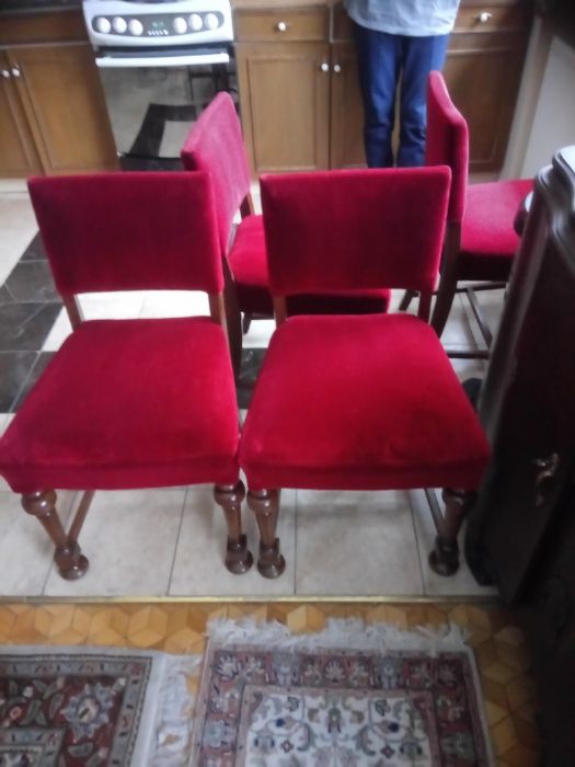 Solidne wygodne krzesła - cena za komplet 4 szt. !