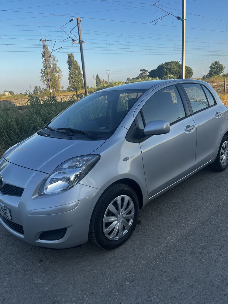Carro Toyota Yaris