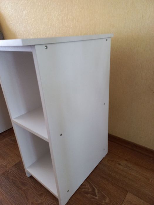 Письмовий стіл білий