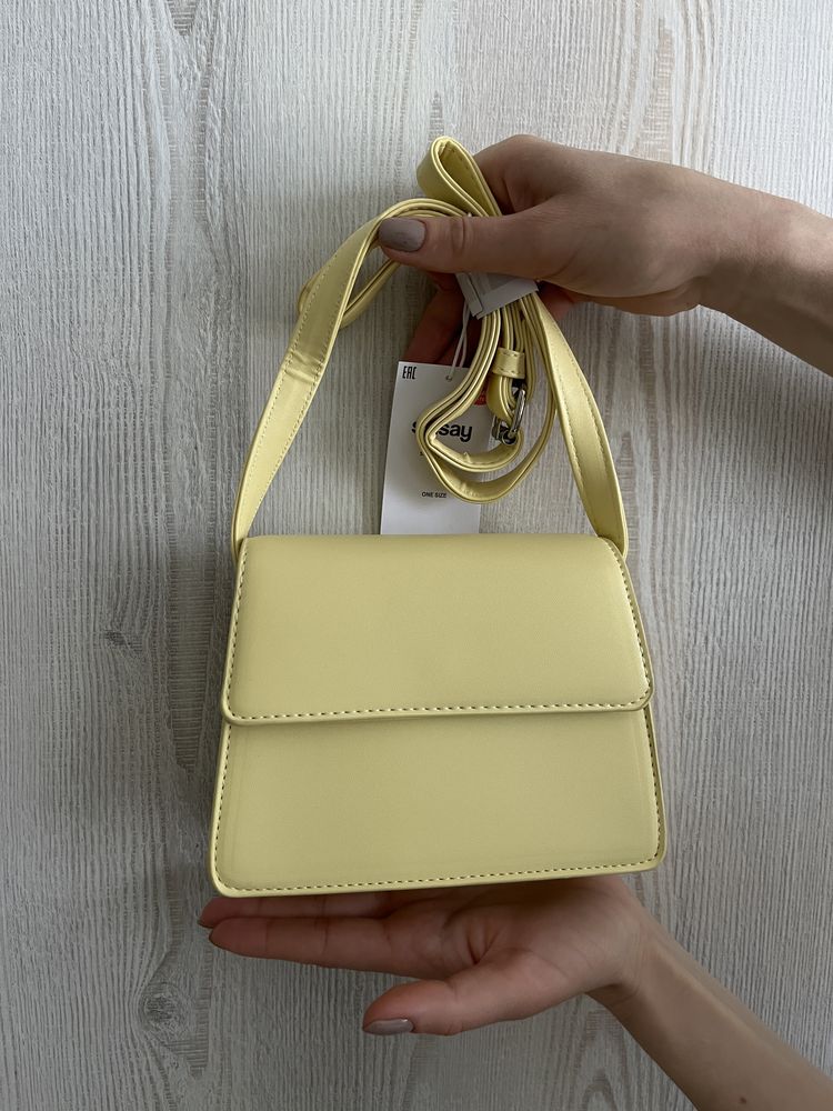 Компактна сумочка, бренд Sinsay