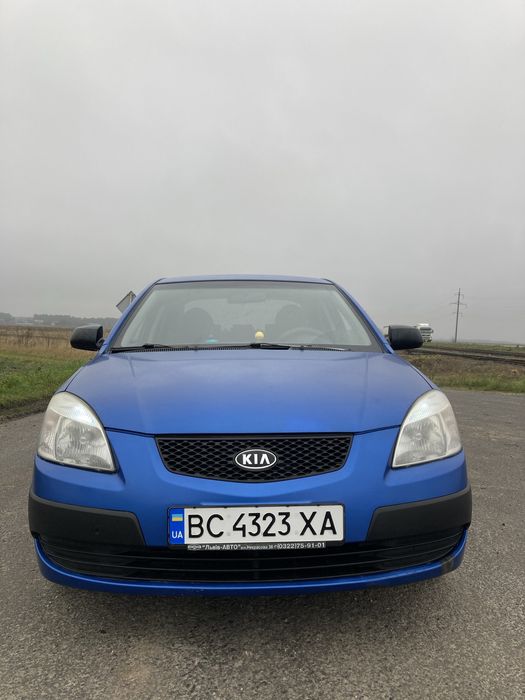 Кіа ріо 2008 рік