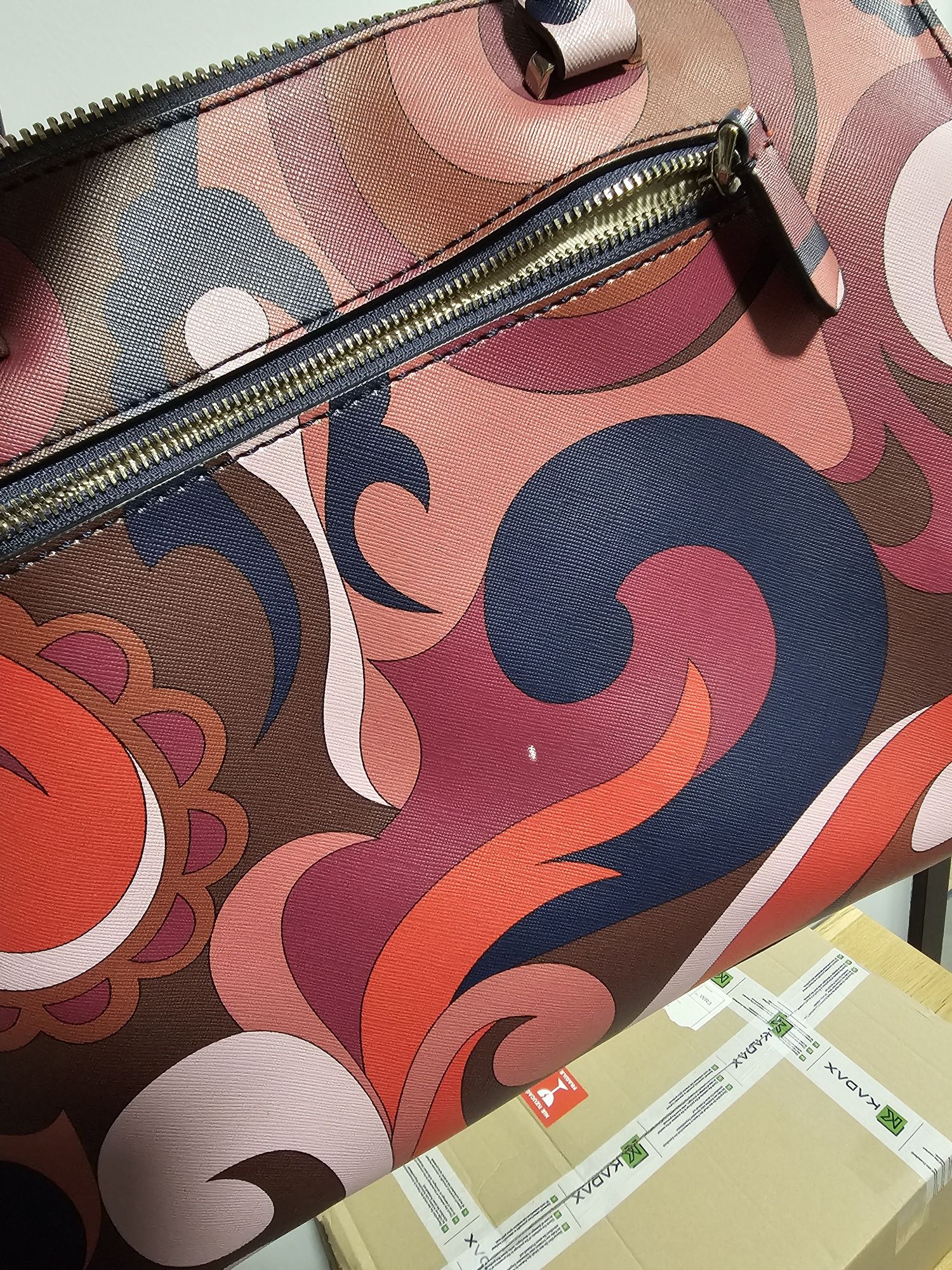 Torebka Guess Shopper