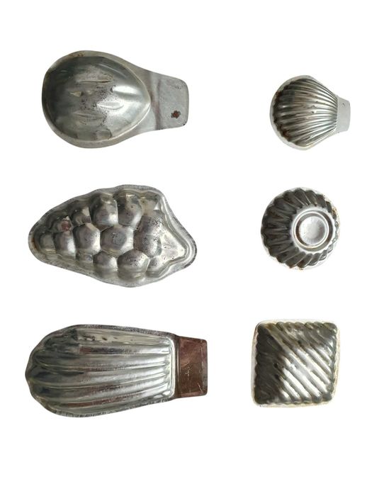 Stare foremki forma do pieczenia ciastek czekolady galaretek antyk 6sz