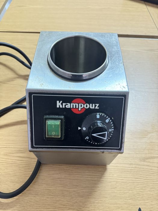 Aquecedor de molhos simples KRAMPOUZ BECIC1, como novo.