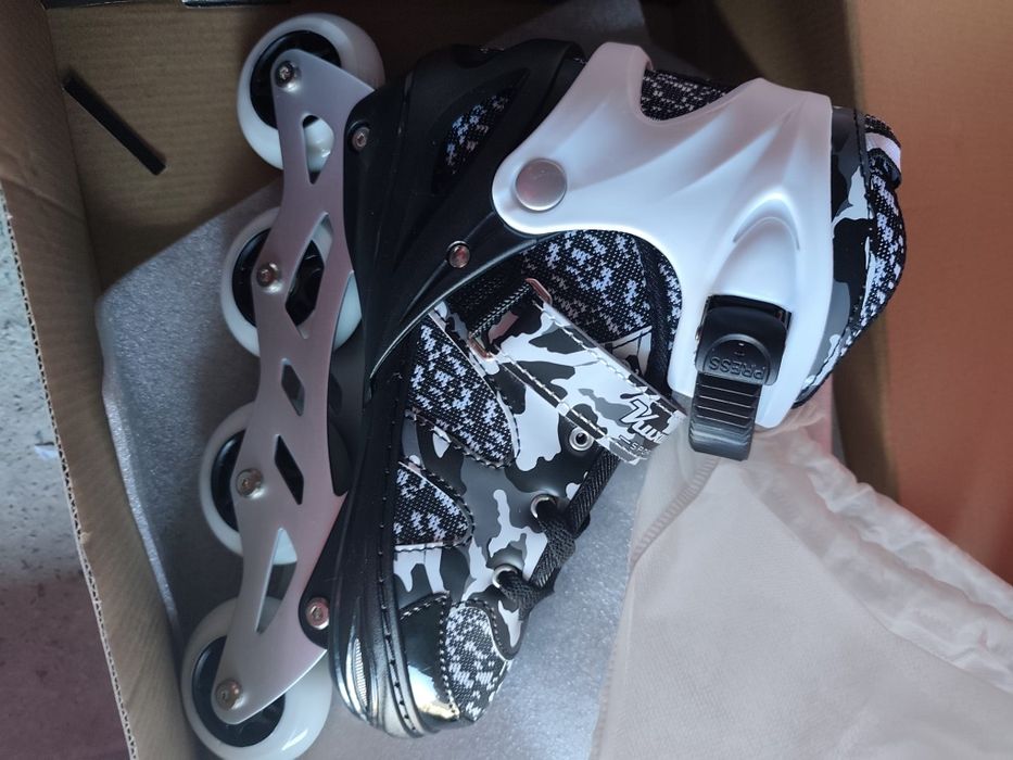 Rolki że świecącymi kulkami