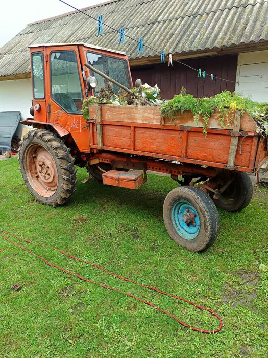 Продам   трактор