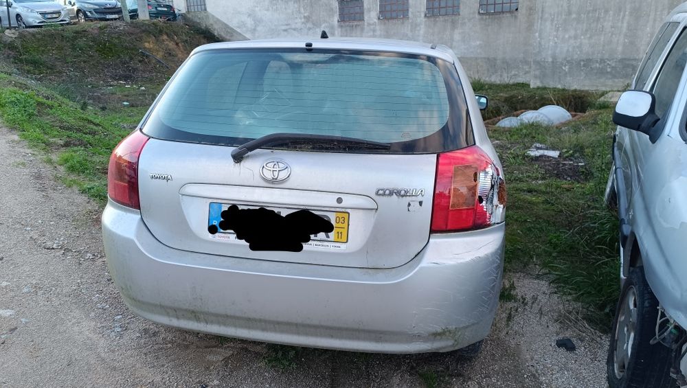 Toyota Corolla E12 vvti 1.4 gasolina peças