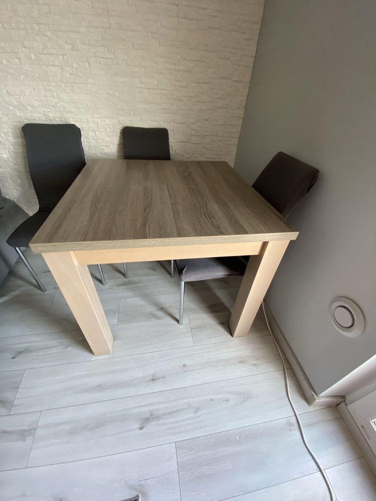 Stół rozkładany 90x90