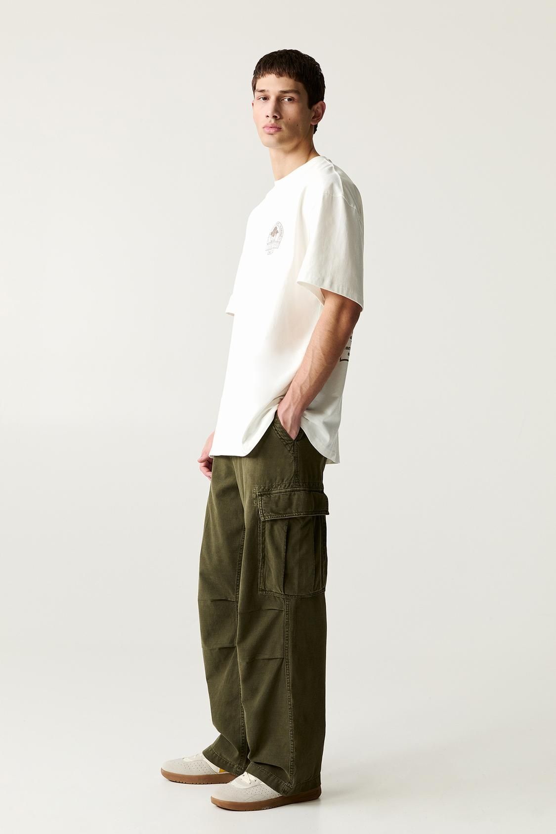 Штани карго Pull and Bear розмір 42