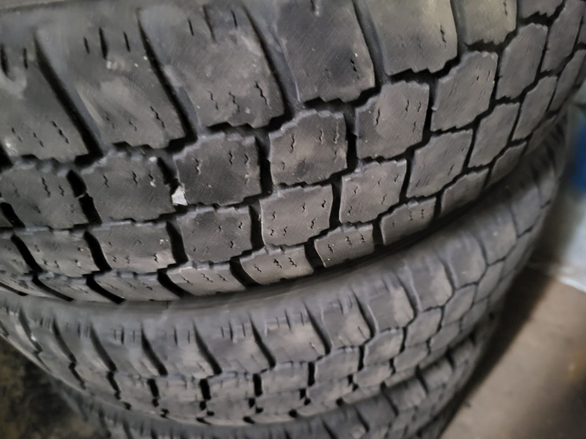 Продам літню резину 155/70 r13 славута, таврия!