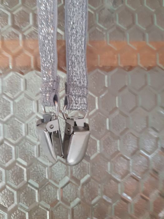 Szelki z gumy srebrno/szare. One size