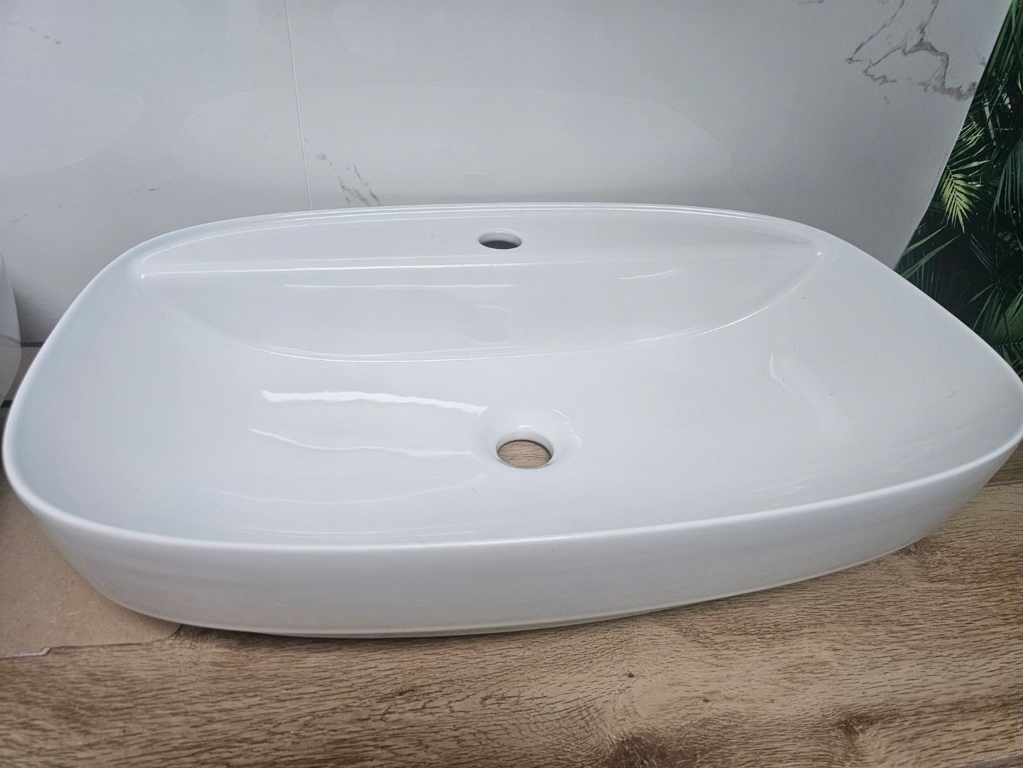 Umywalka nowa włoska nablatowa ceramiczna łazienkowa