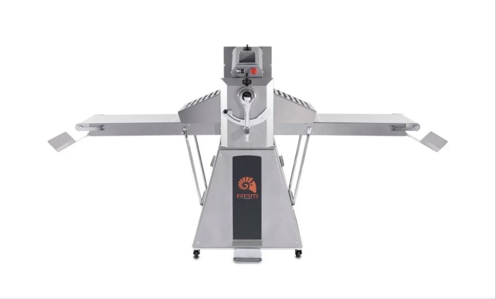 Тестораскатка для слоеного теста Q500/700 POLIN (RAM) (напольная)