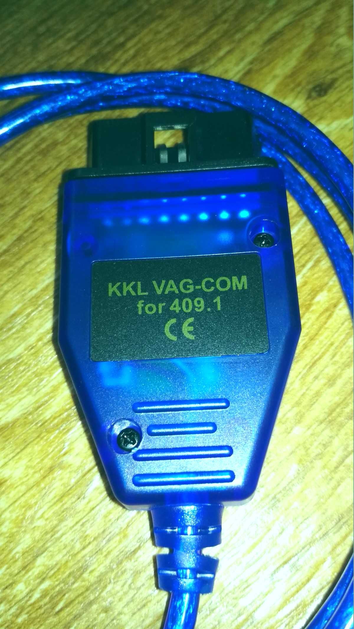 Диагностический адаптер VAG KKL USB (VAG-COM 409.1) на чипе СH340