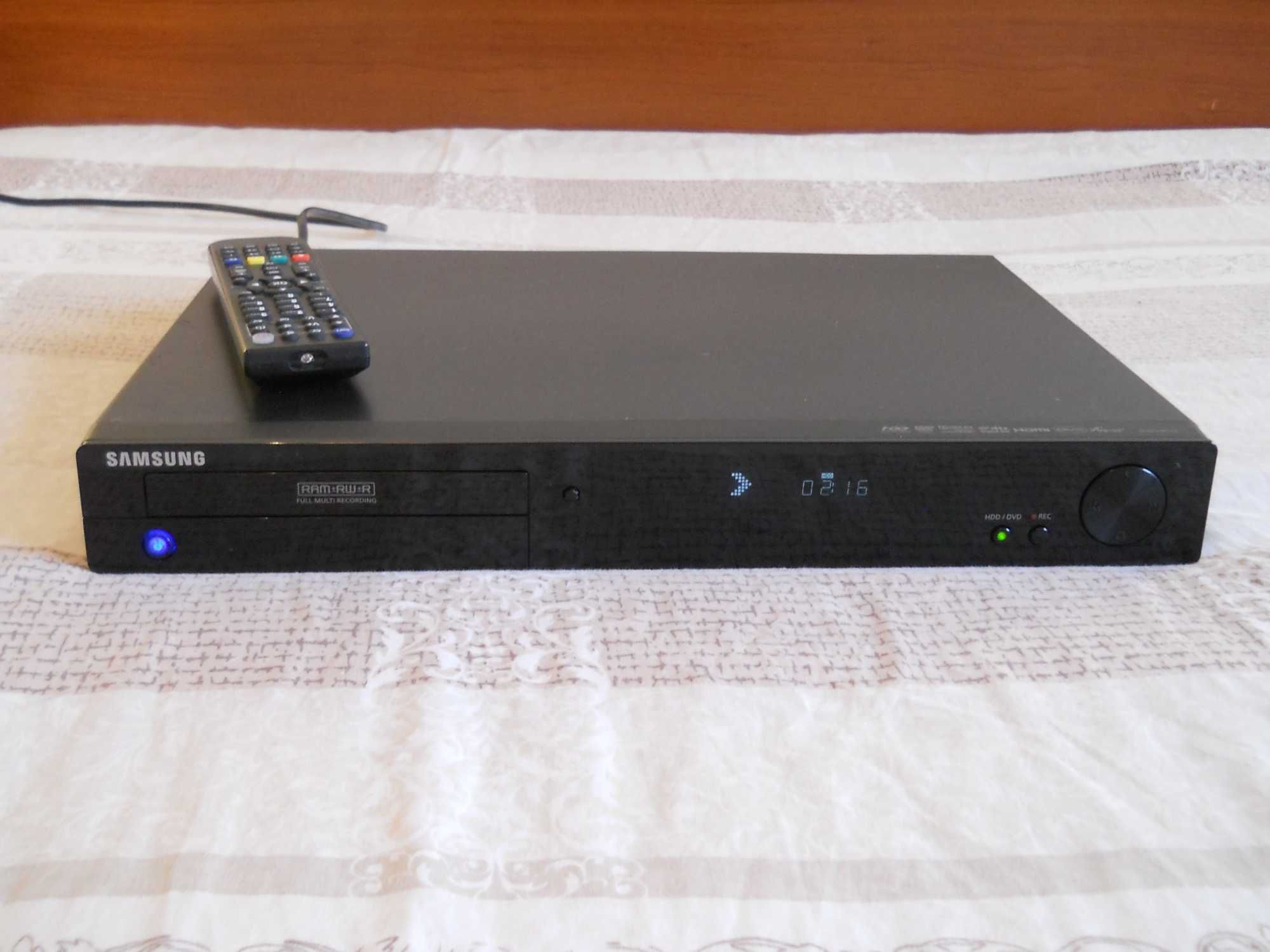 DVD-HDD-рекордер Samsung DVD-HR773 (HDD 160GB USB recorder)