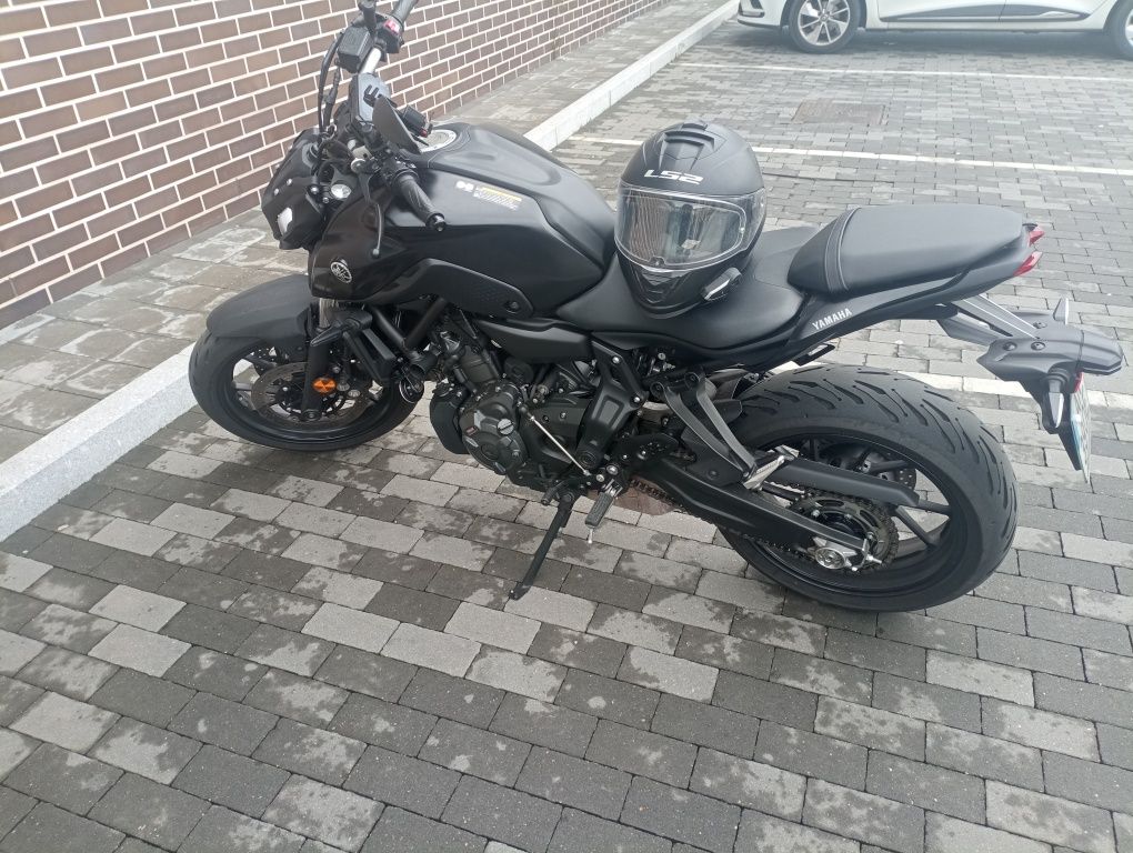 Yamaha MT07 2021