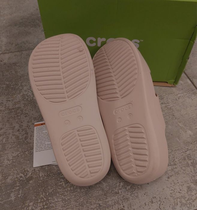 Klapki Crocs Getway 37-38
