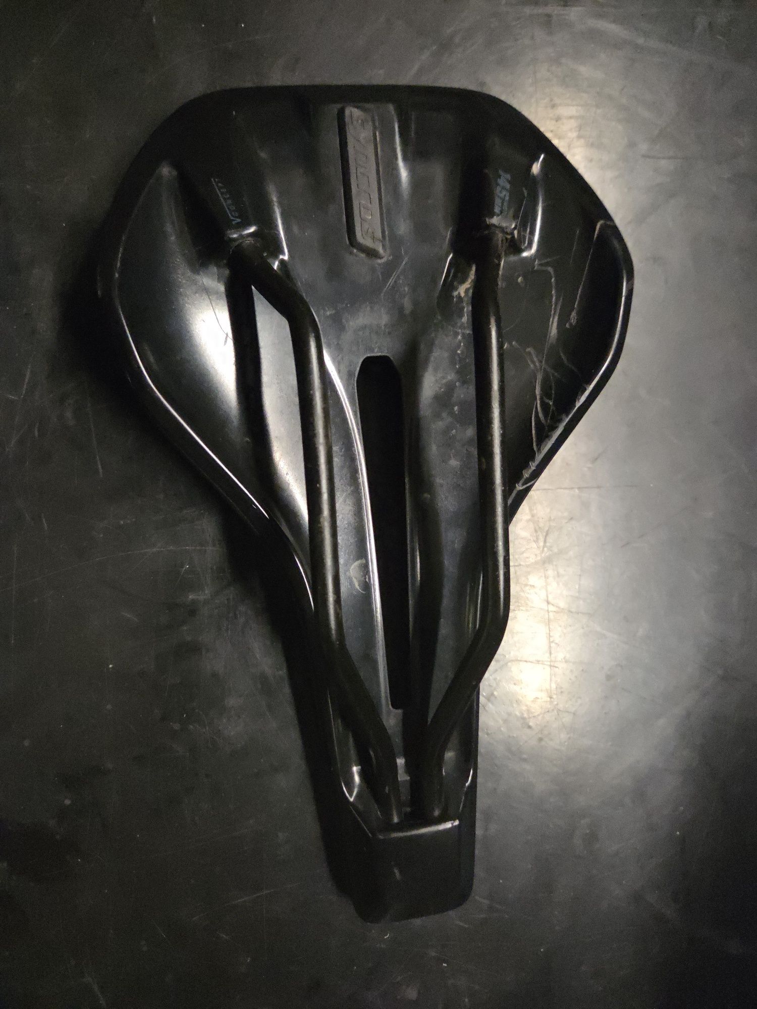 Syncros TOFINO V 2.0 250 x 145 mm siodełko rowerowe stan bdb