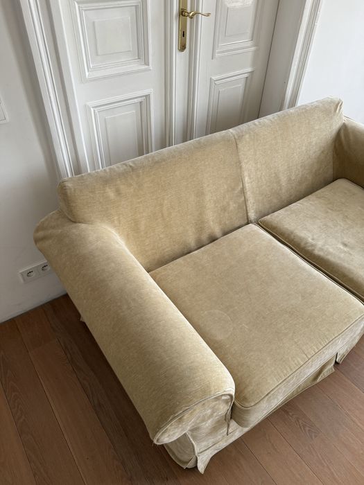 Velvet Sofa - rozkładana kanapa z weluru