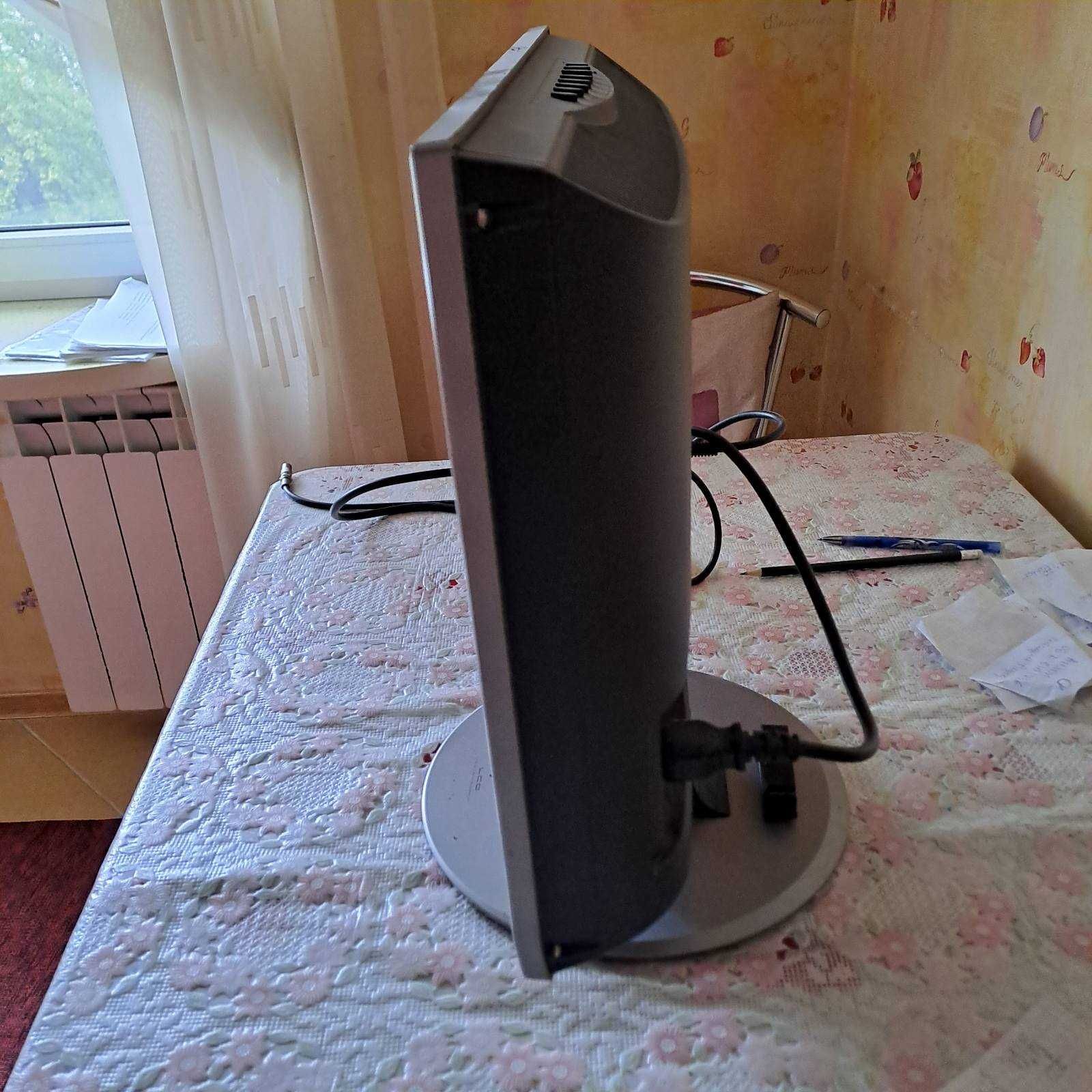 Продам Телевизор LG 15"