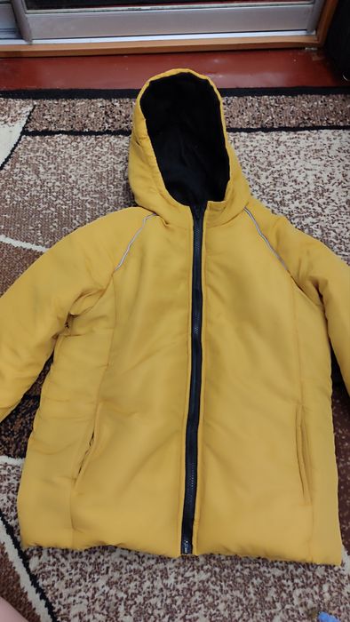 Куртка зимова нова