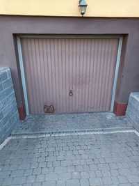 Drzwi garażowe uchylne Herman