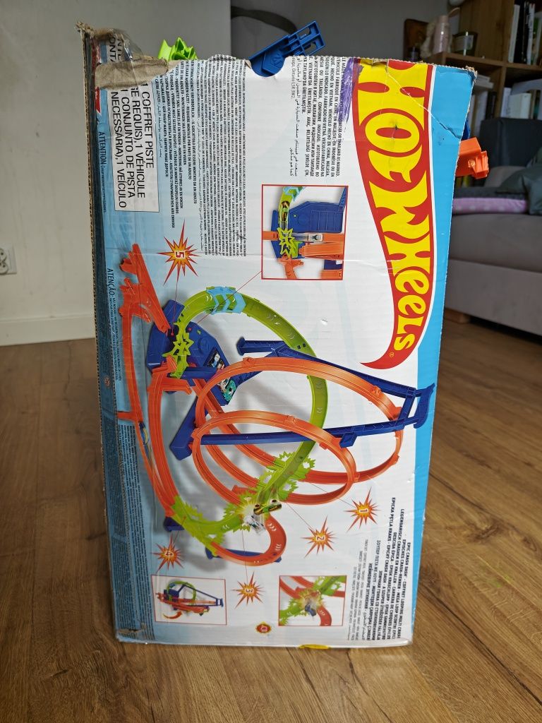 Hot Wheels – Epicka Pętla Kraks (HNL97) 

Sprzedam używany zes