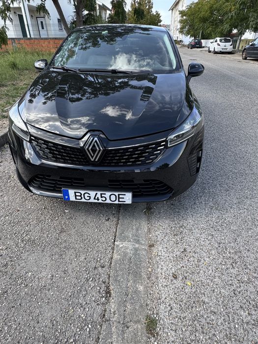 Renault Clio Preto 22/01/2024