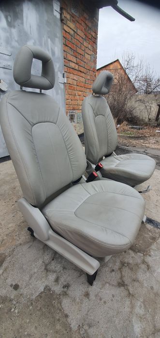 Сидіння Мерседес В-класс