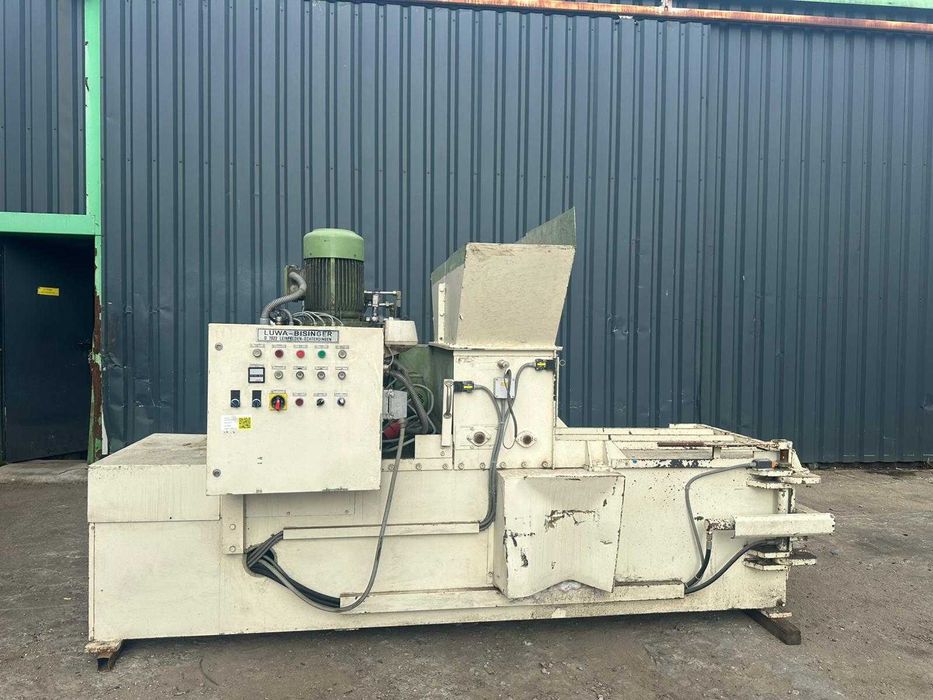 Belownica , prasa hydrauliczna