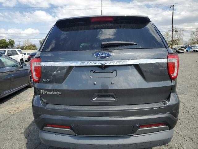 2019 року Ford Explorer Xlt