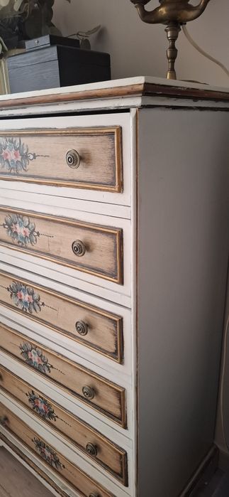 Aparador antigo madeira