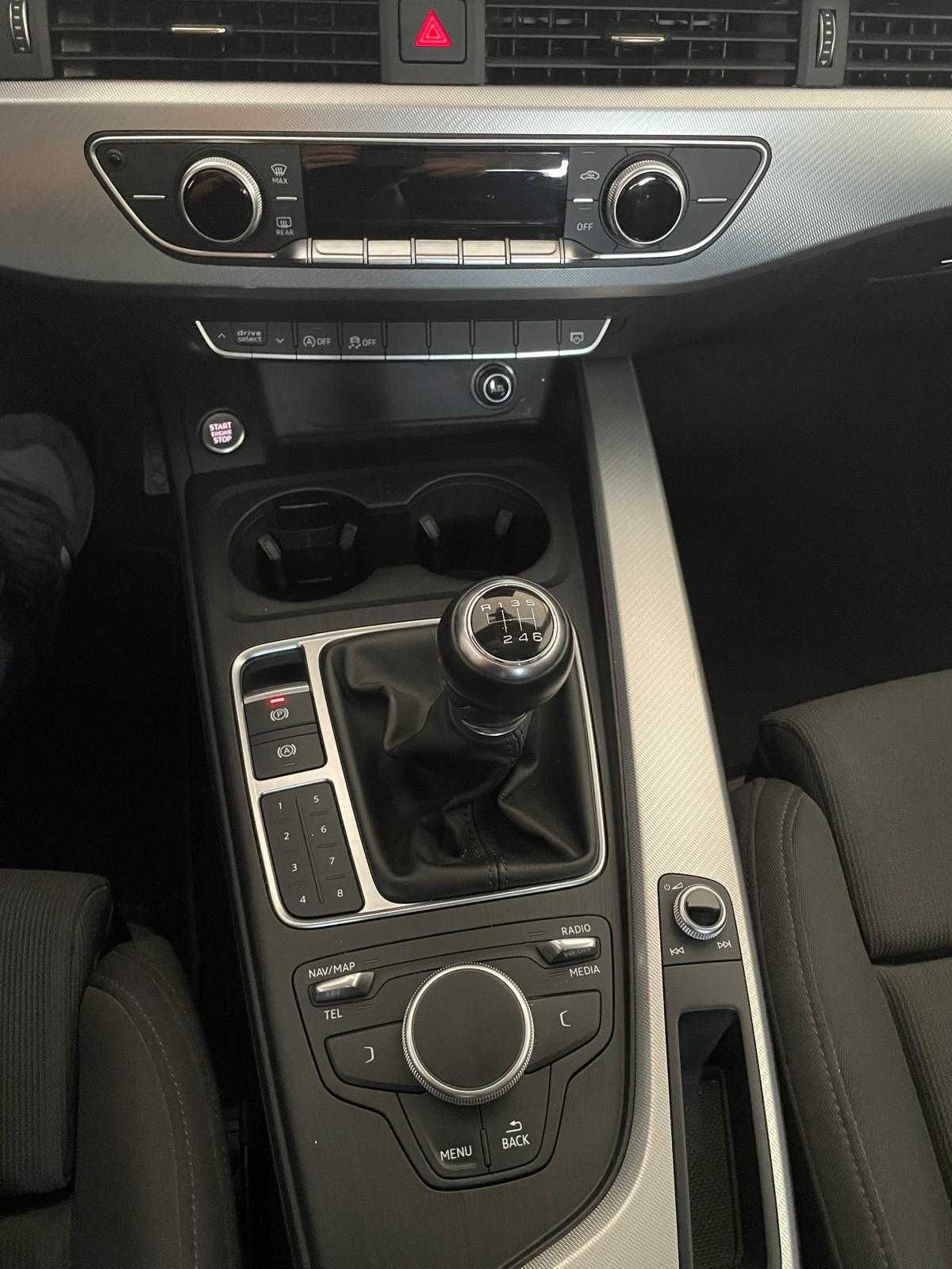 Audi A4 2.0 TDI sport - como novo, poucos km