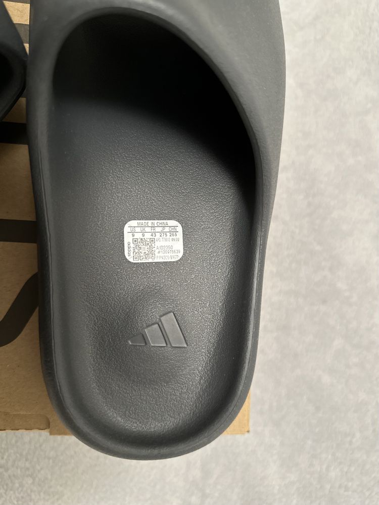 Yeezy Slides “Slate Grey”