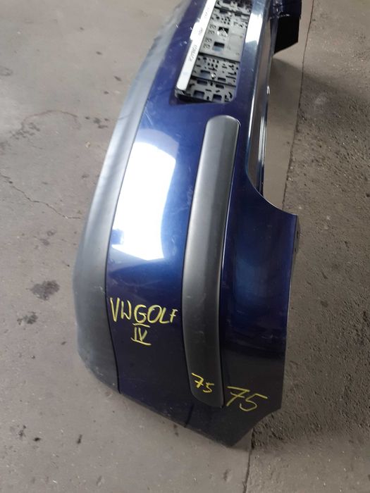 Zderzak tylny VW Golf IV Nr.75