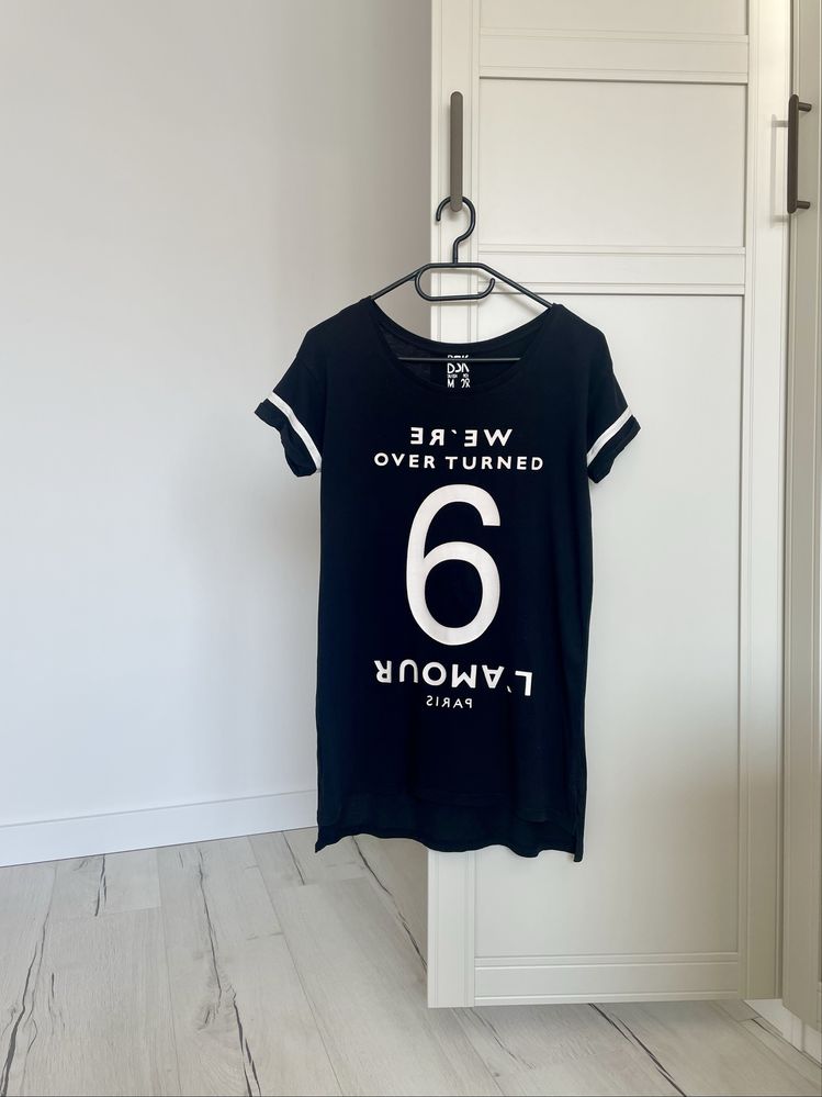 Czarny tshirt Bershka