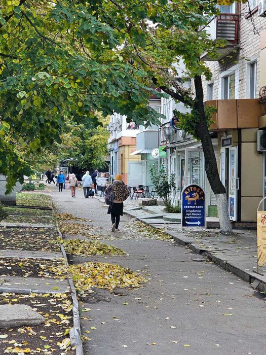 Центр Грушевського торгове приміщення 87 кв.м. ТОП місце прохідняк
