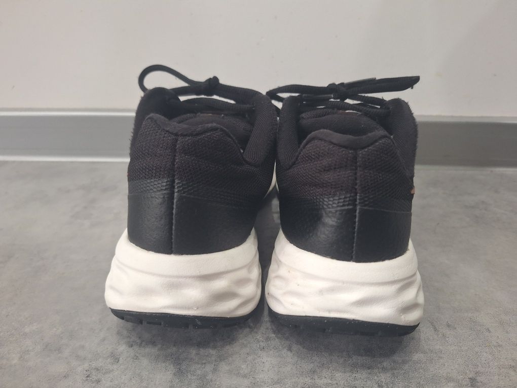 Buty nike revolution 6