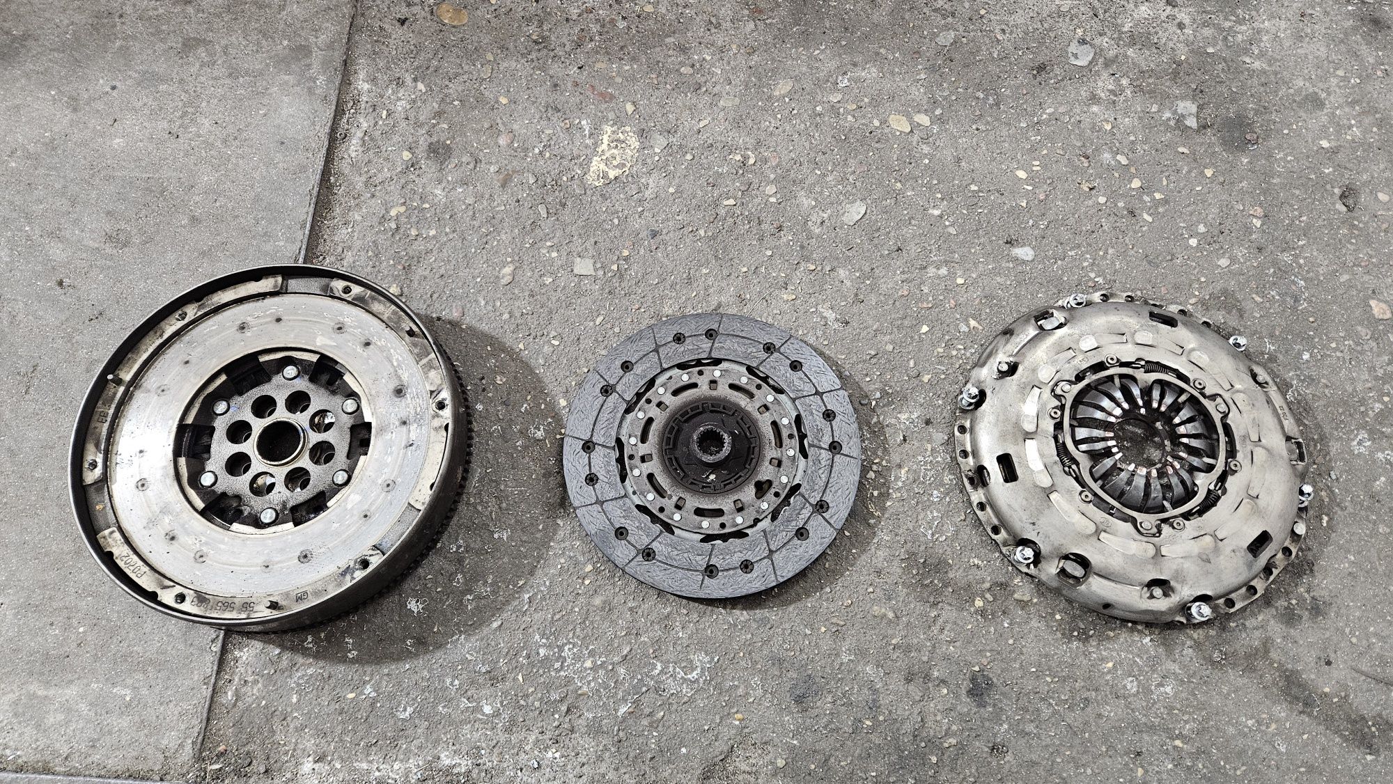 Sprzęgło dwumas dwumasa m32 A17DTR 1.7 cdti opel astra j IV 4 zafira b