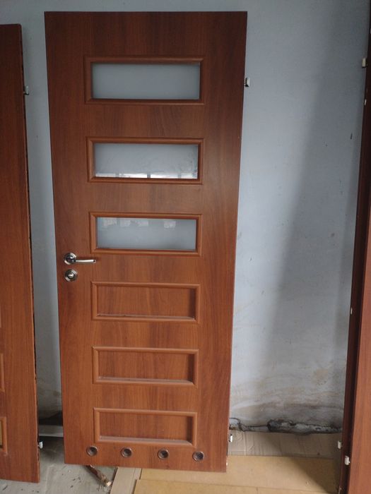 Drzwi wewnętrzne używane