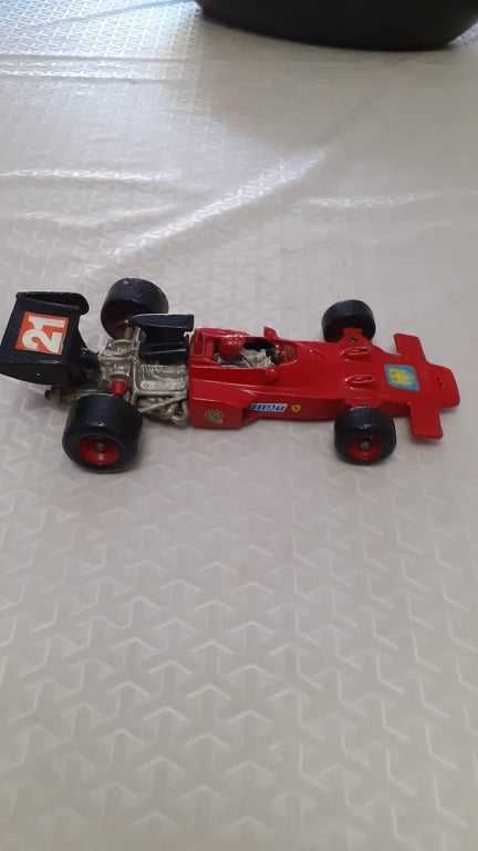 Carro de corrida Formula 1 (com condutor) da CORGI