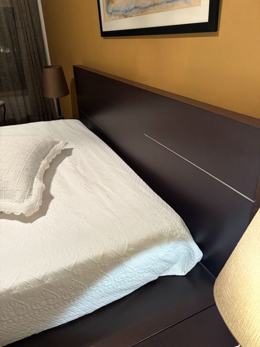 Cama Casal em WENGUE