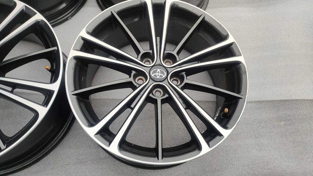 Felgi Aluminiowe Toyota Subaru 17 5x100 7J ET48