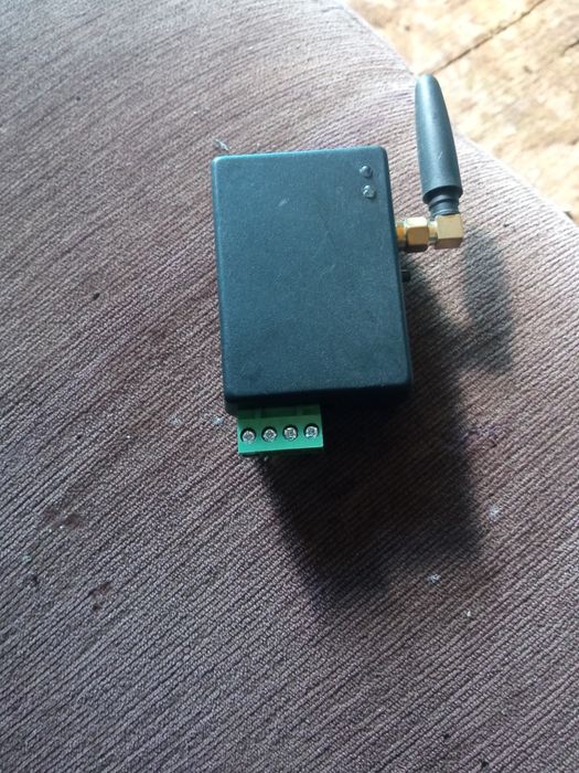 Пристрій для автоматичних воріт,тощо.