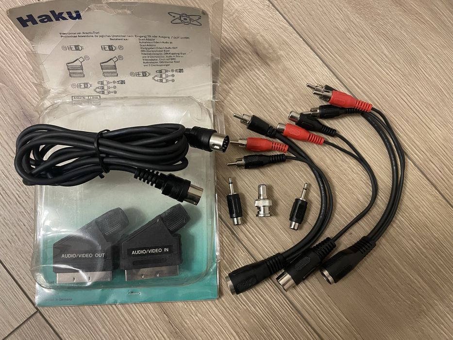 Універсальний набір відеоз'єднань Haku, Німеччина