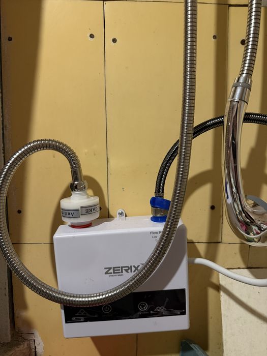 Проточний водонагрівач zerix