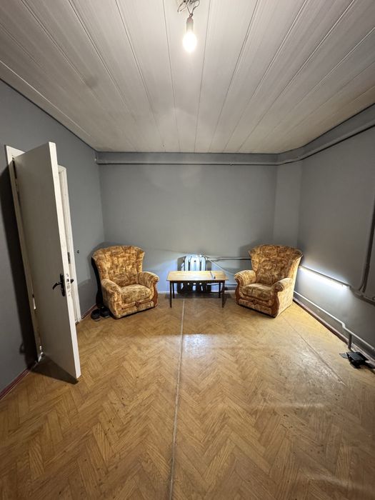 Сдам недорого комнату в капитальном трехуровневом гараже с удобствами