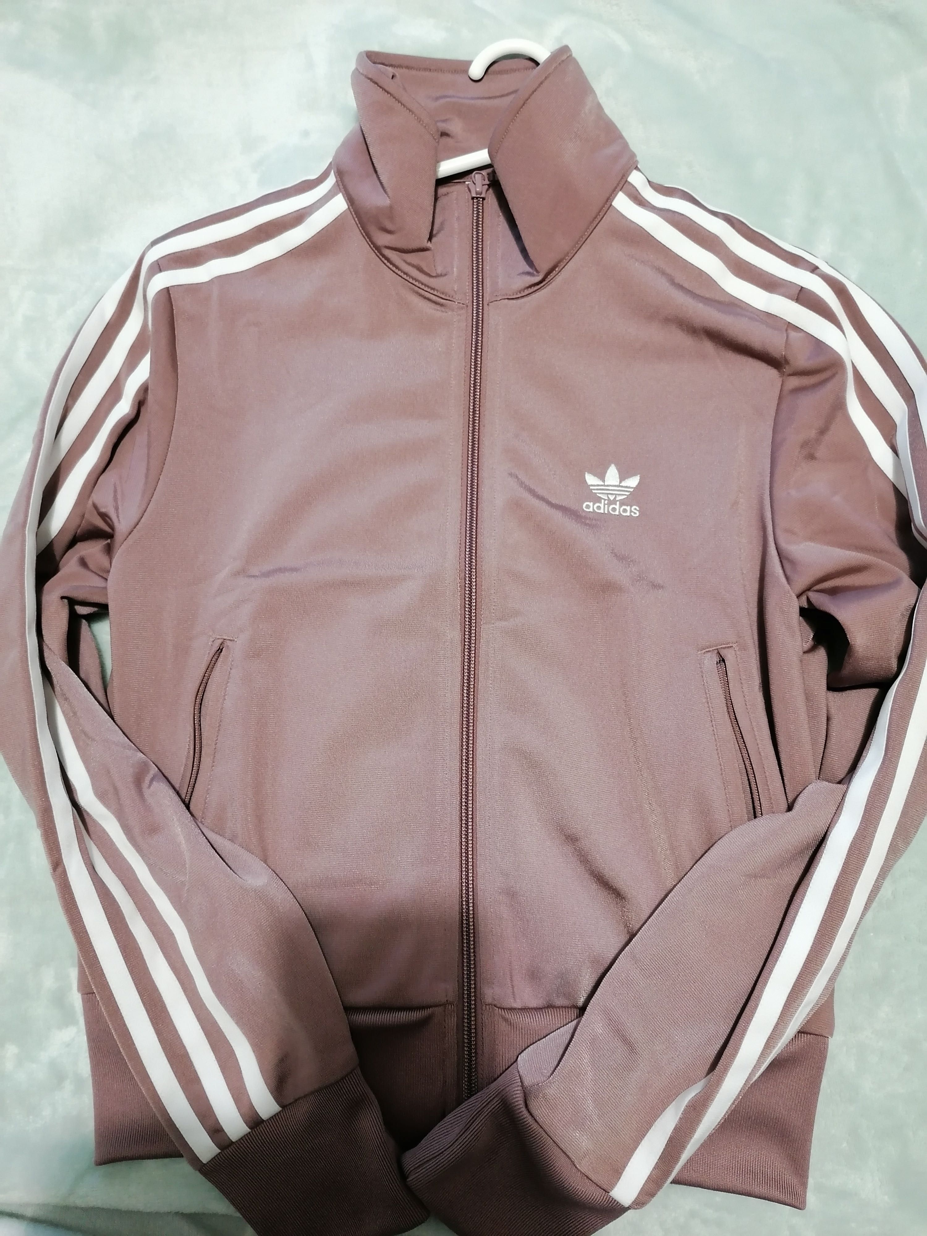 Casaco Adidas novo